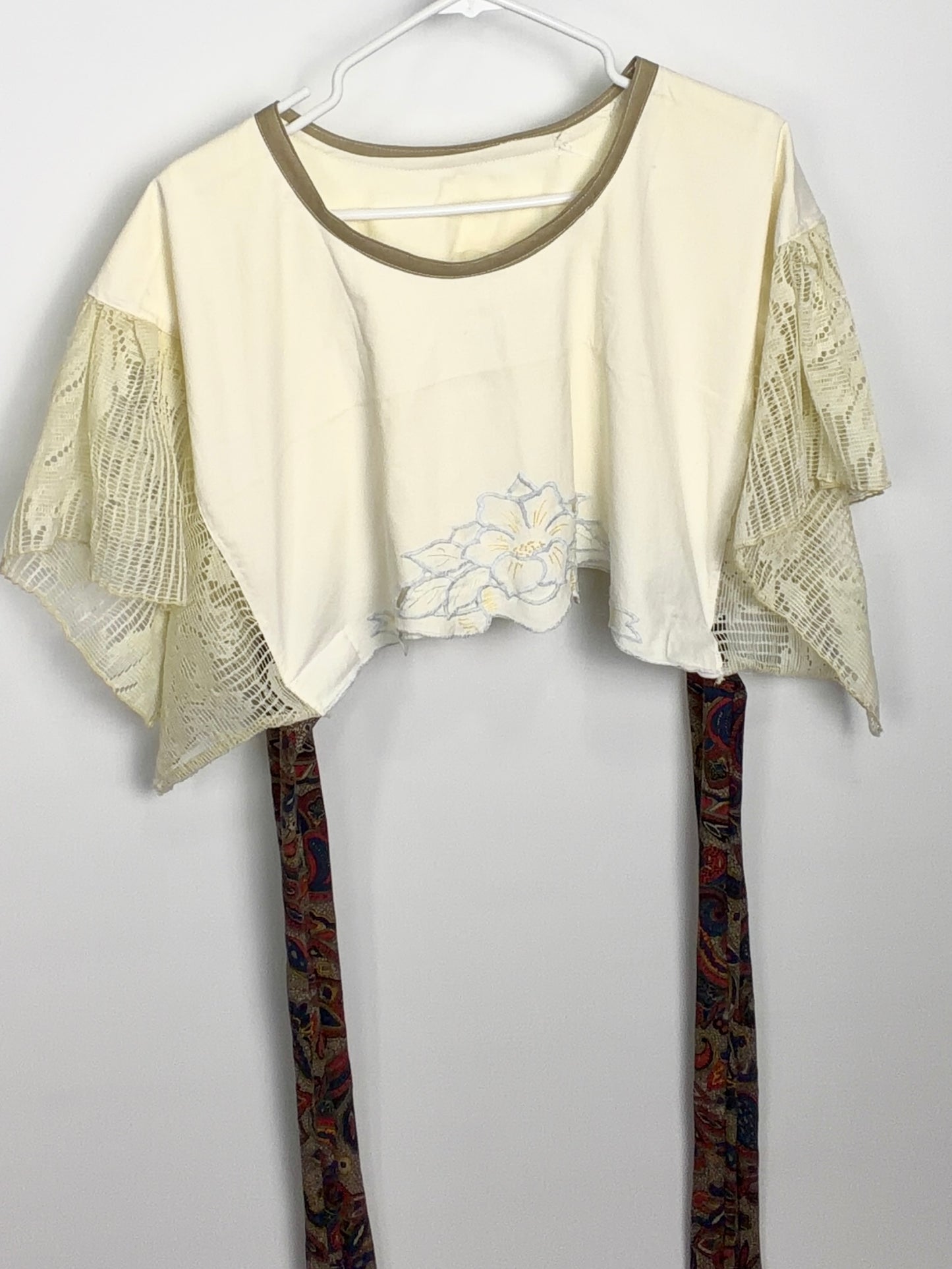 Tied Up with Lace, Super Crop: XS-L