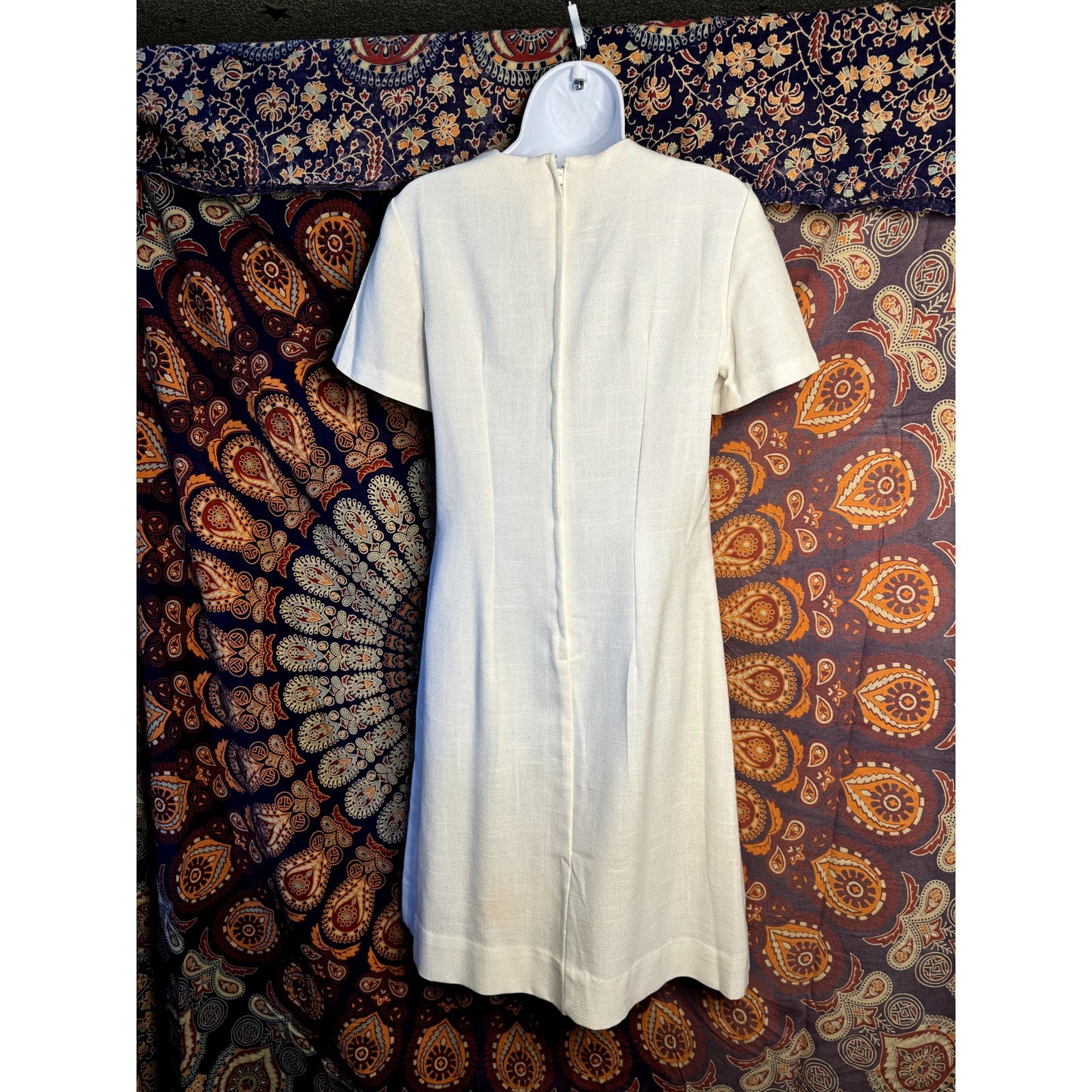 Something to white home about, midi dress (1970s)