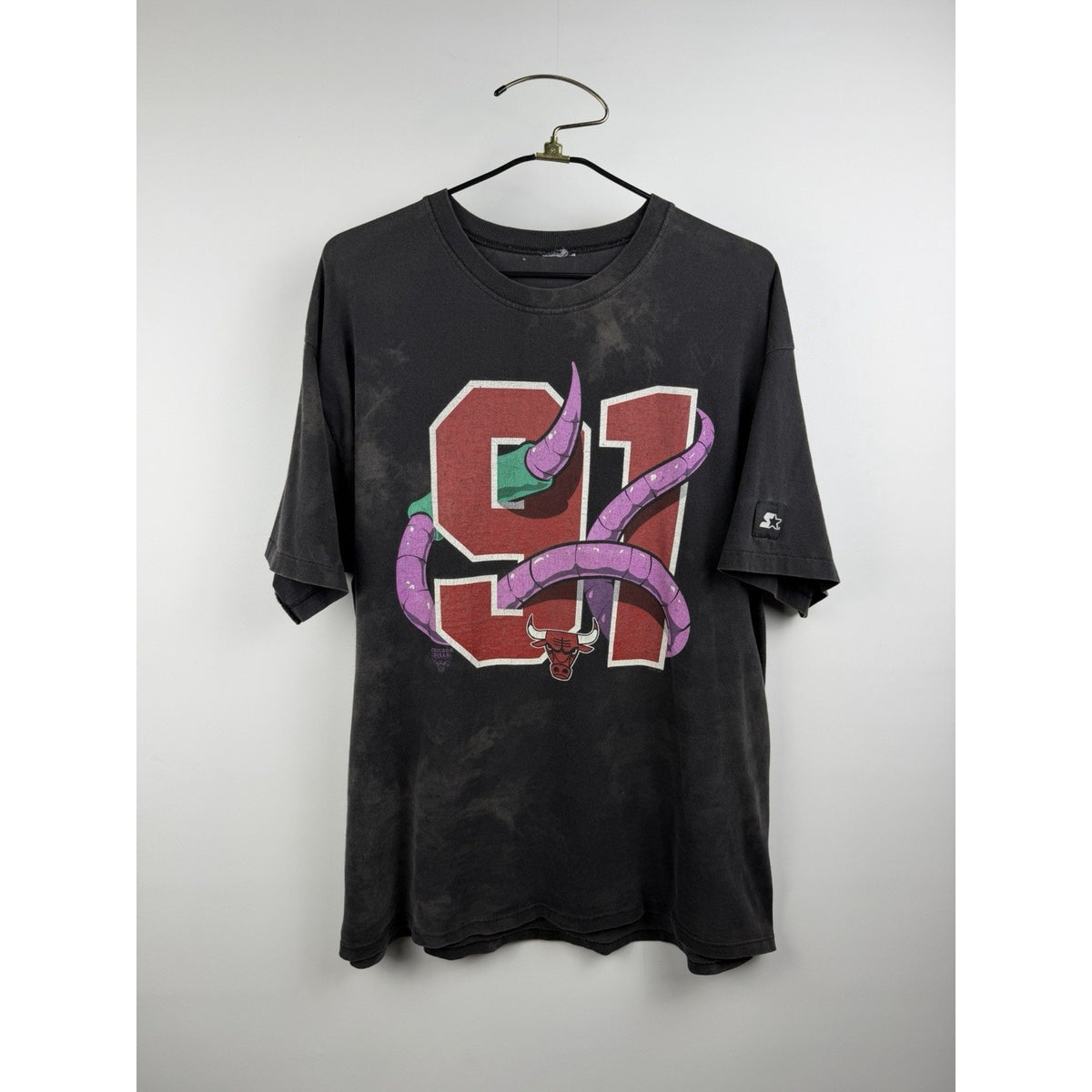Vintage 90s Starter Dennis Rodman Chicago Bulls tee, thrashed, XXL