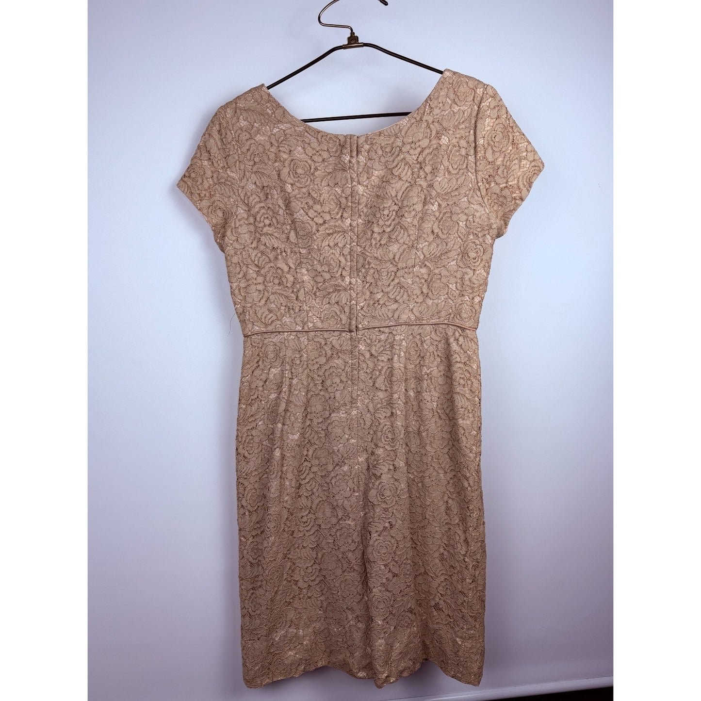 Vintage 50s lace Taupe mauve evening cocktail wiggle dress Medium 40" bust