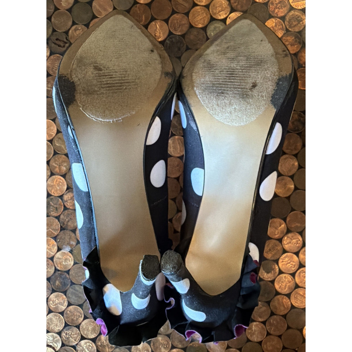 Betsey Johnson Polka Dot Pumps with Purple Ruffle Women's size 6.5 EUC - 4" Heel