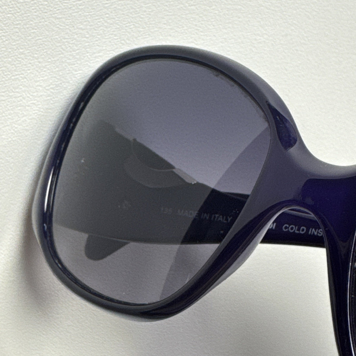 Vintage Y2K Fendi FS5064 purple oversized polarized sunglasses