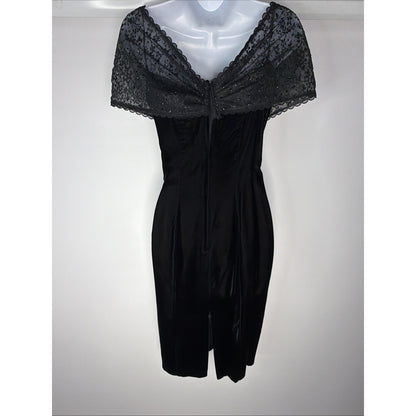 Vintage 1990s Gunne Sax black velvet off the shoulder dress, 9