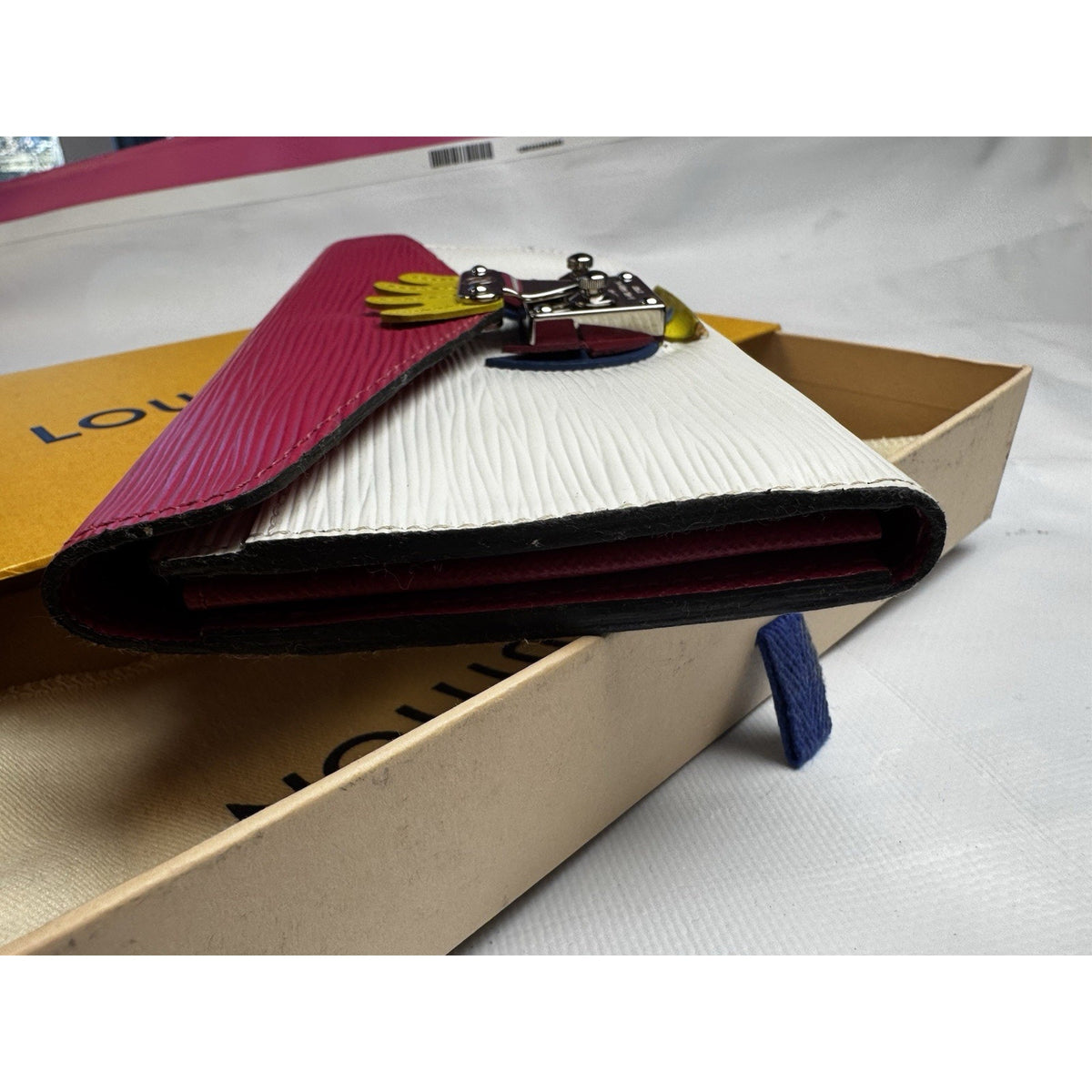 2014 Louis Vuitton Cruise Limited Edition Epi Leather Tribal Mask Sarah Wallet