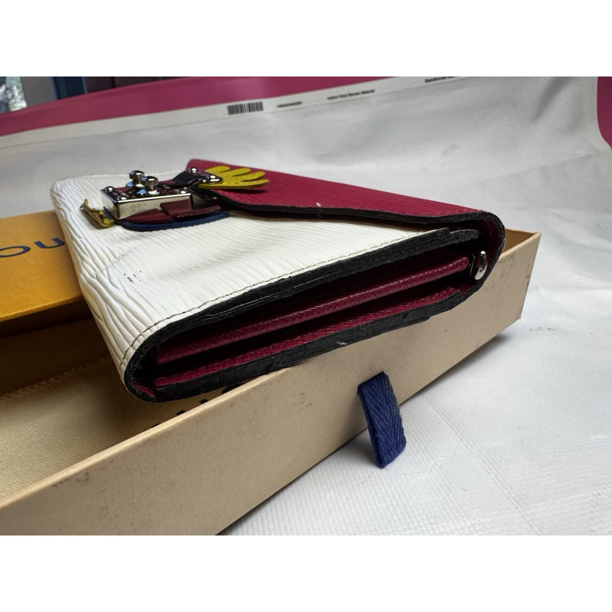 2014 Louis Vuitton Cruise Limited Edition Epi Leather Tribal Mask Sarah Wallet