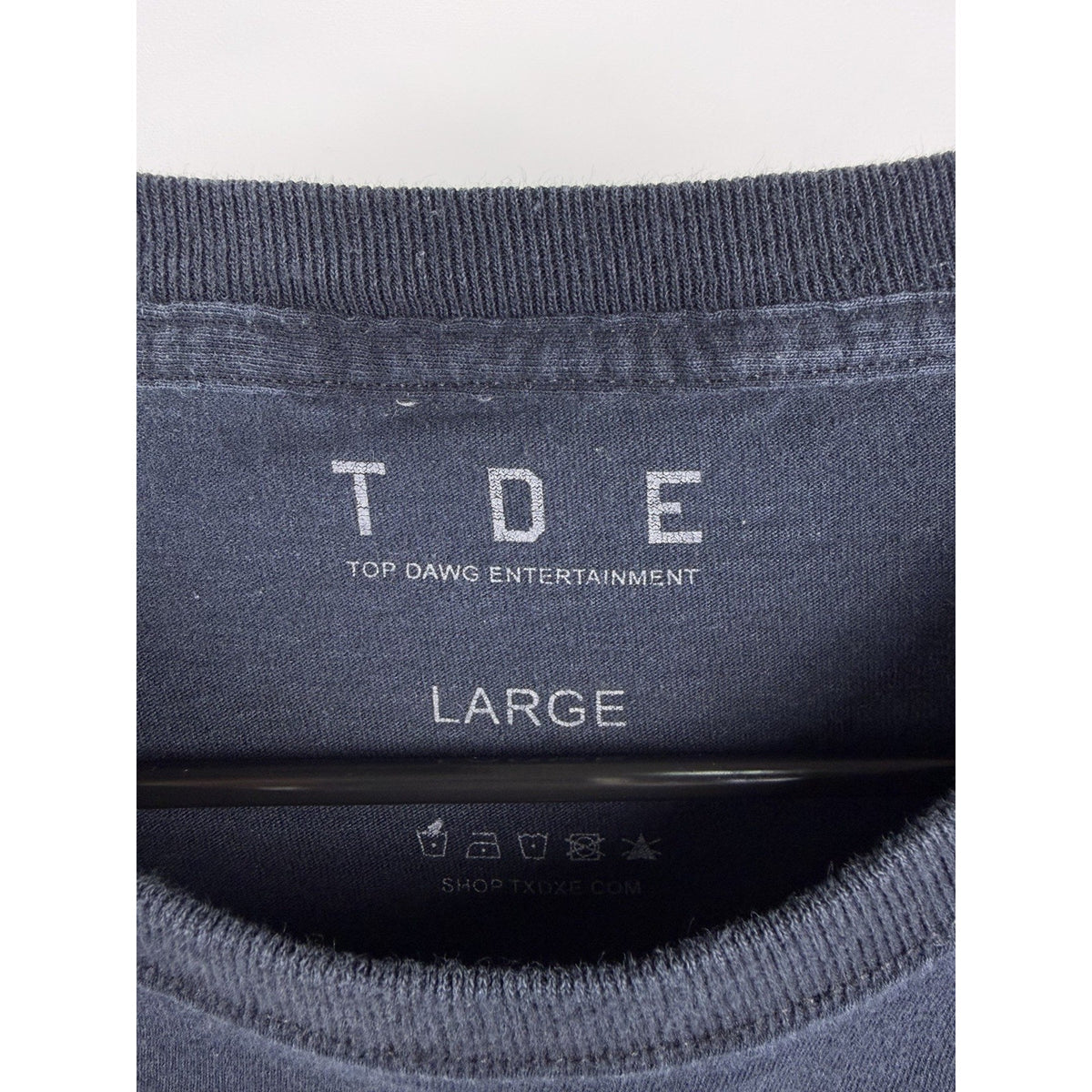 Kendrick Lamar DAMN. tour album logo tee, Top Dawg Entertainment, L