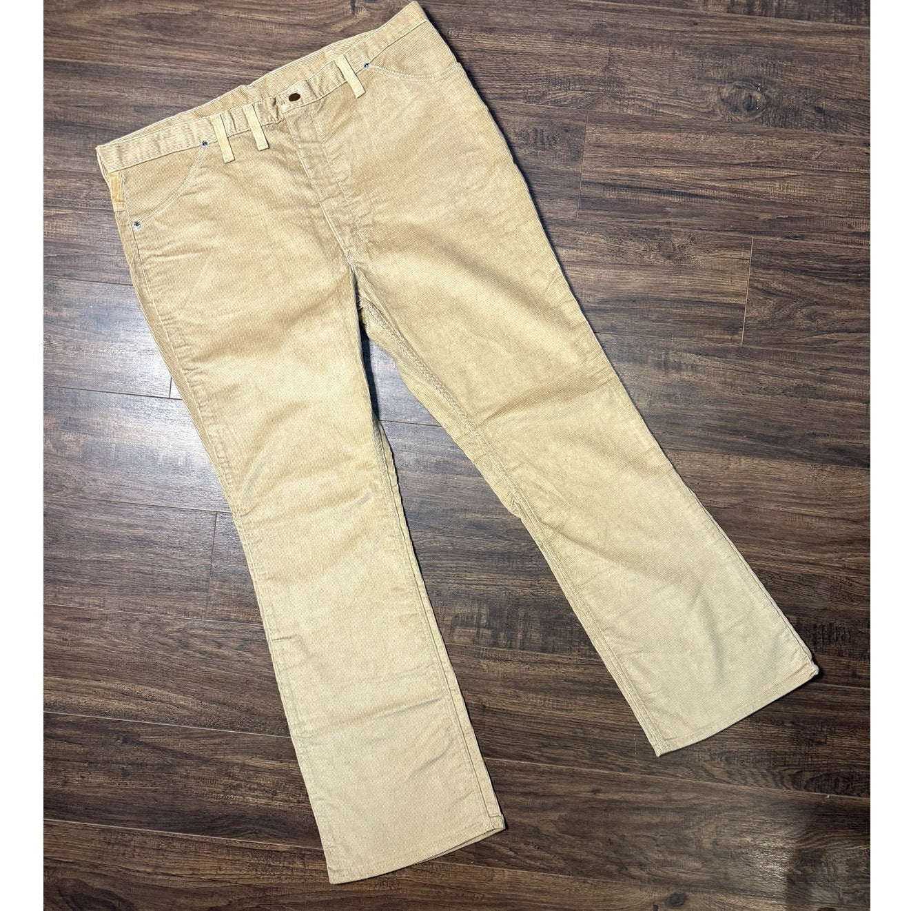 Two- tone Wrangler corduroy bell bottoms (1970s)