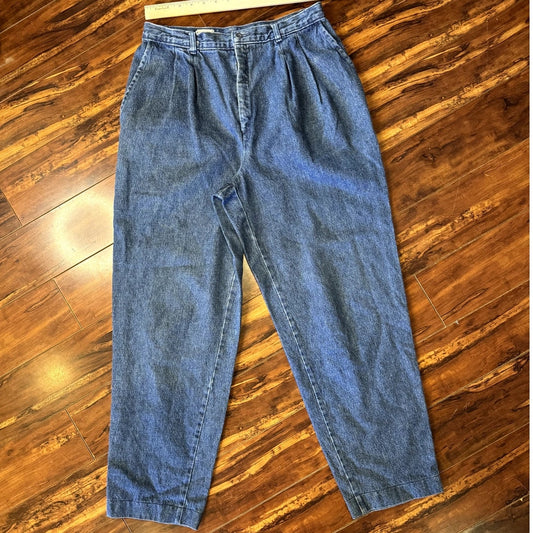 Levi's size 14 mom jeans (1980s)