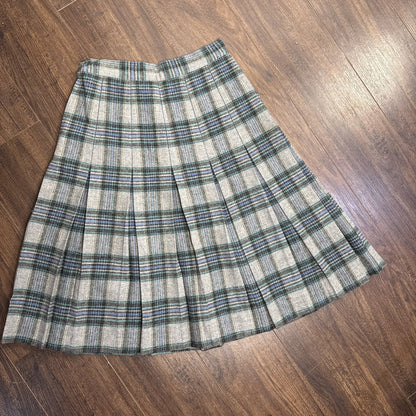 Vintage 1950s Summit of Boston tartan wool pleated skirt, XS (25 in)