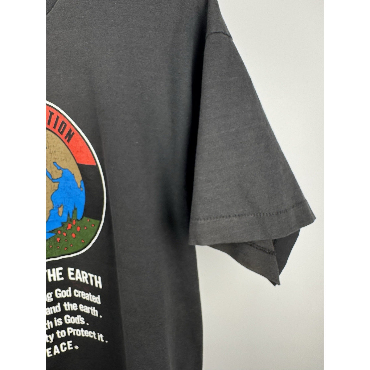 Vintage 90s Universal Zulu Nation Protect the Earth tee, XL