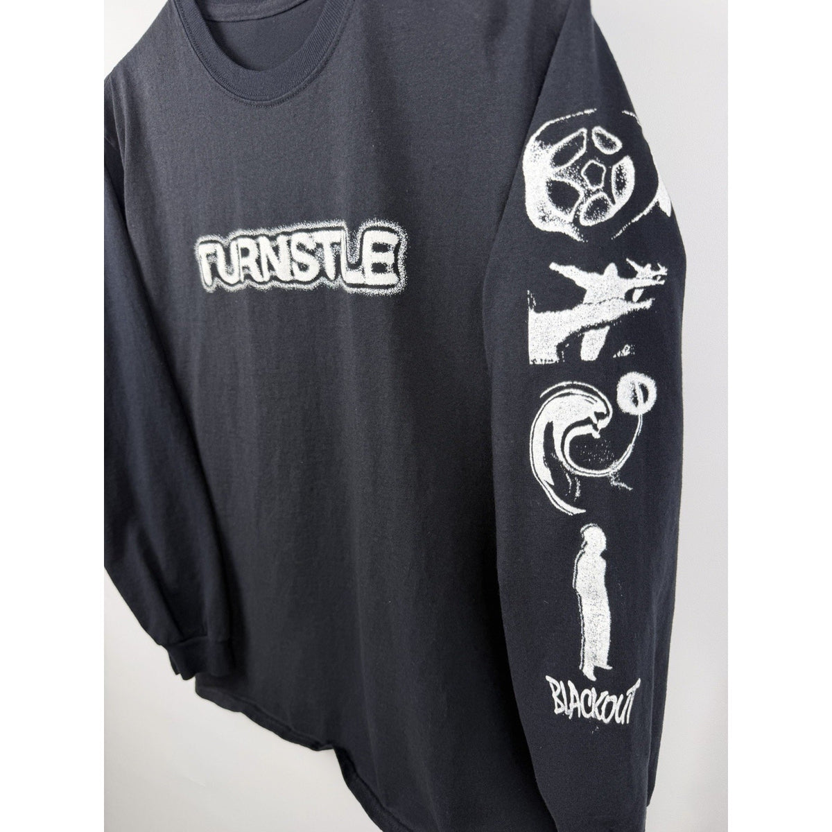 2021 Turnstile Glow On Blackout Glow On Long Sleeve Hardcore Punk Rock L 20.5x27