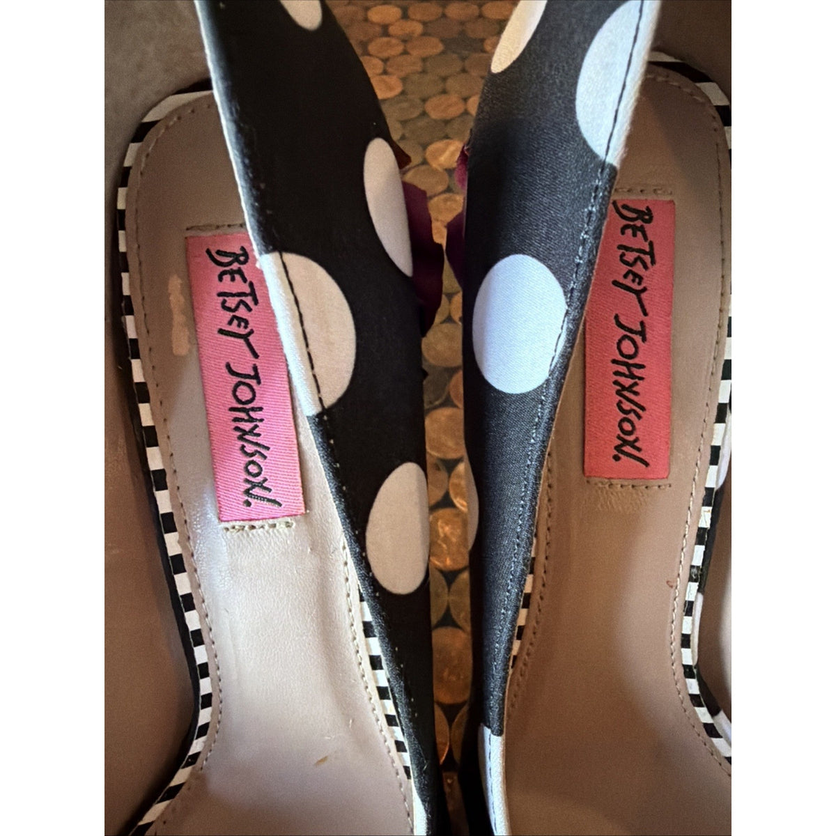 Betsey Johnson Polka Dot Pumps with Purple Ruffle Women's size 6.5 EUC - 4" Heel