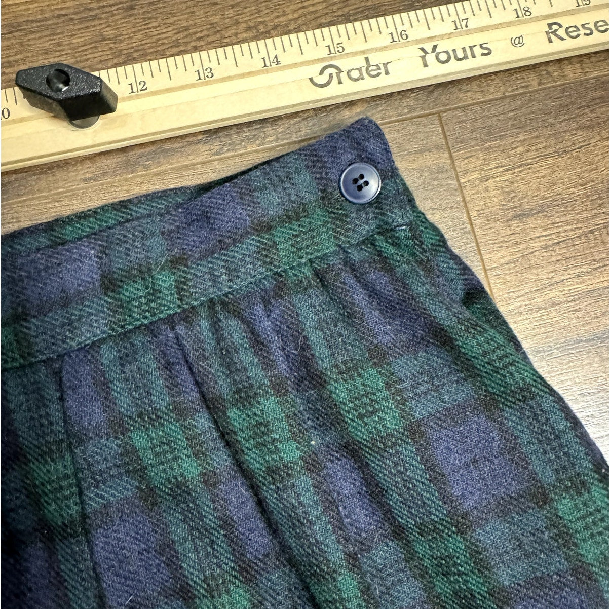 September nights, wool plaid skirt (1980s)