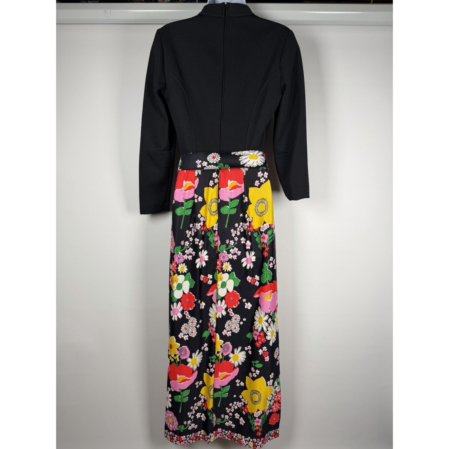 1960s Eve Carver Long Sleeve Black Floral Maxi Dress With Belt - Small