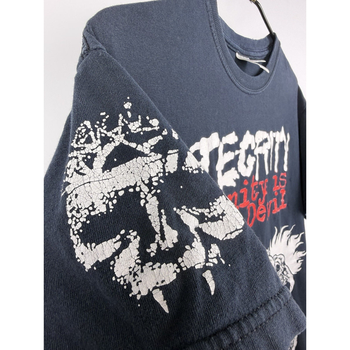 2000’s Integrity Humanity Is the Devil Three Sided Print Shirt Medium 20.5x27