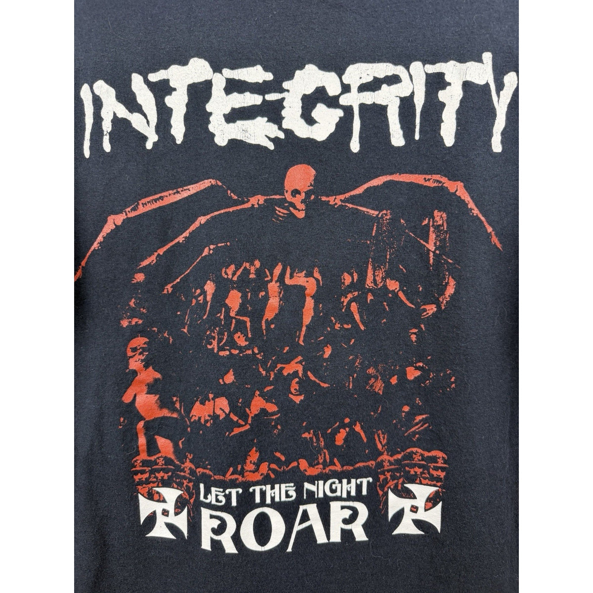 2011 Integrity Let The Night Roar - Love Is the Only Weapon EP Shirt Large 22x28