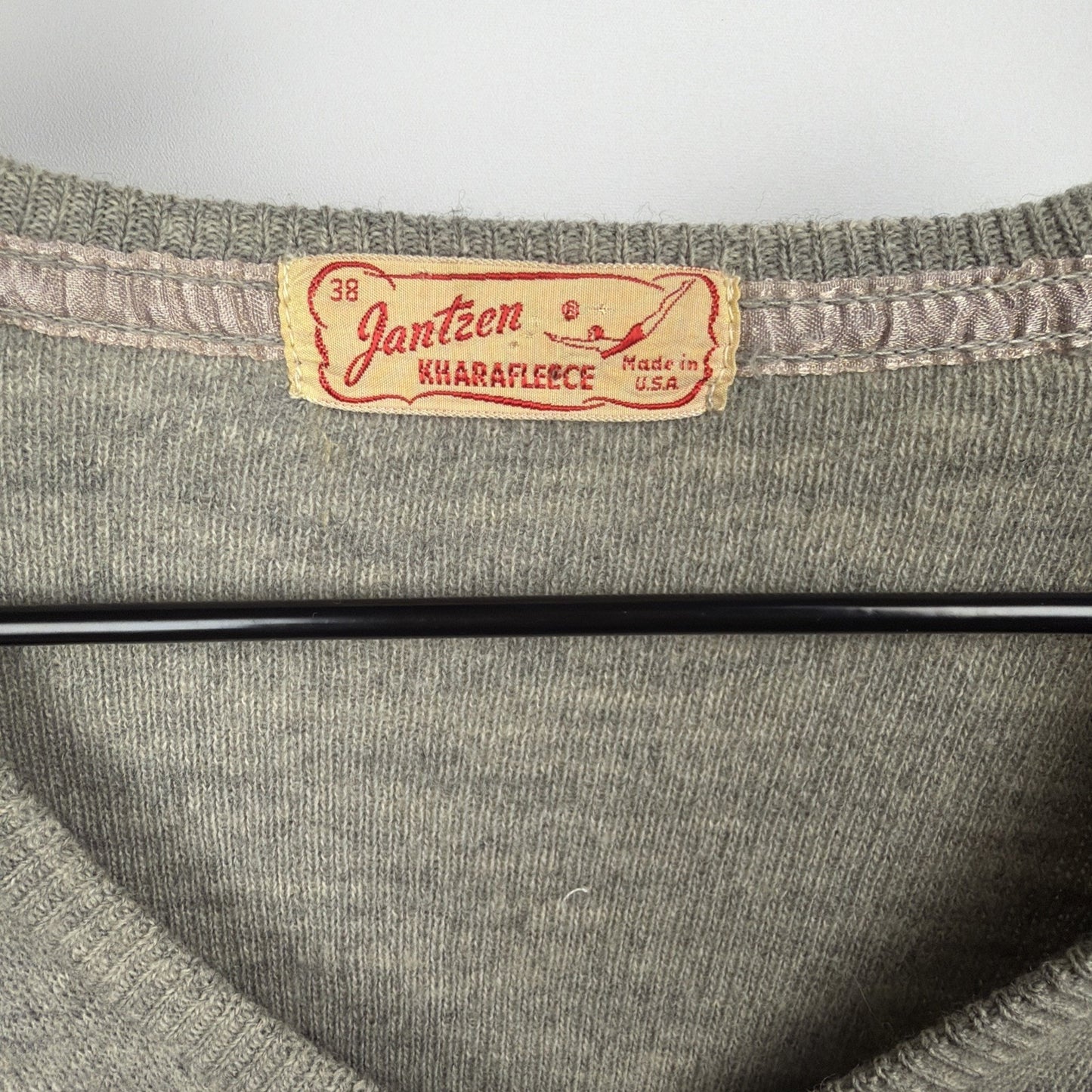 Vintage 1951 Jantzen Kharafleece Grey Men V Neck Sweater 38 Made in USA