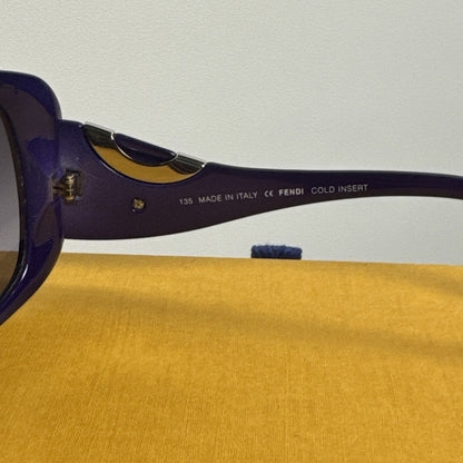 Vintage Y2K Fendi FS5064 purple oversized polarized sunglasses