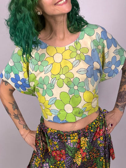 Bold Flower Power Wrap Top (OSFM)