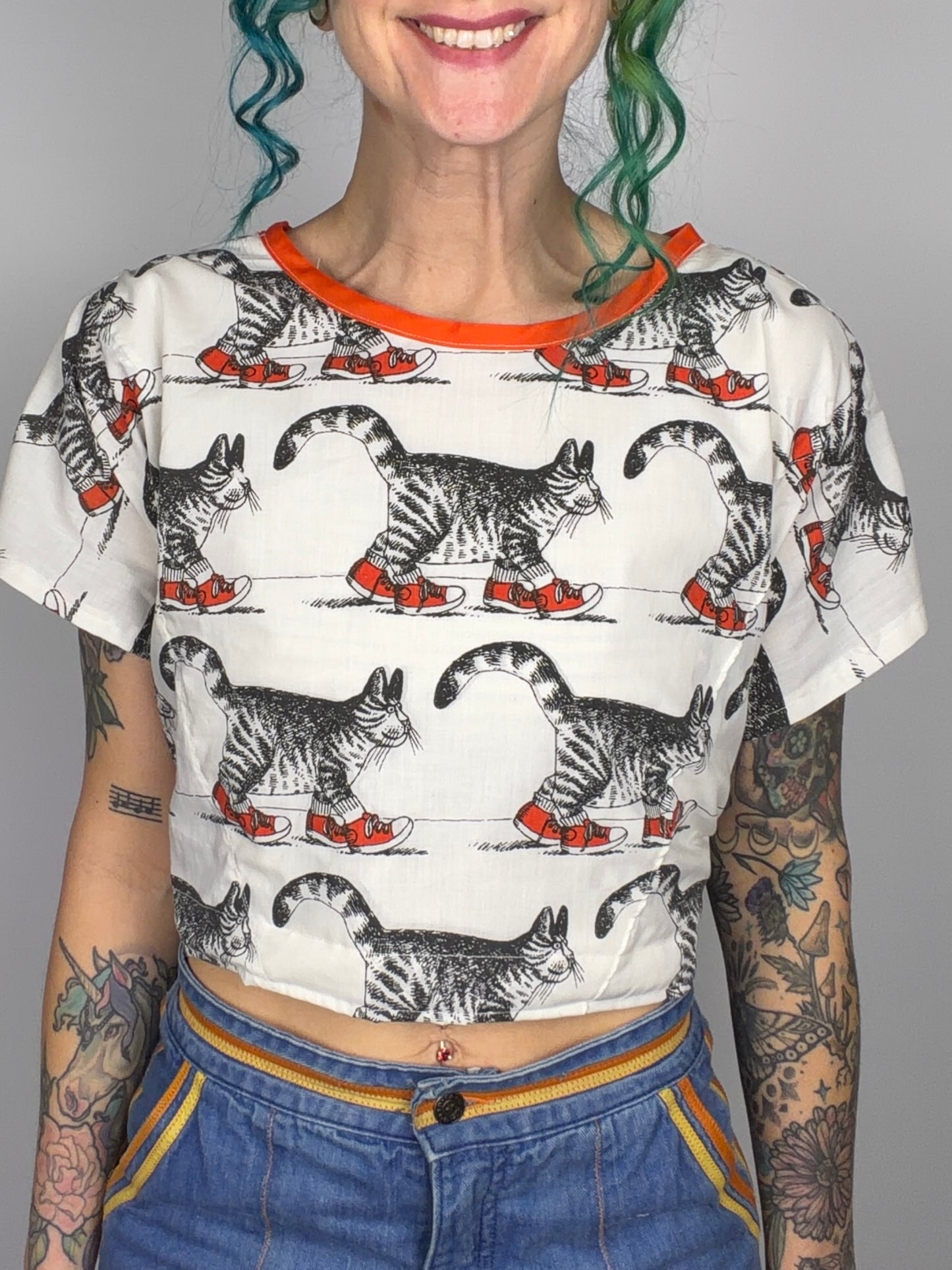 Cat Under Wraps top: XS-XL