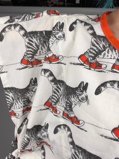 Cat Under Wraps top: XS-XL