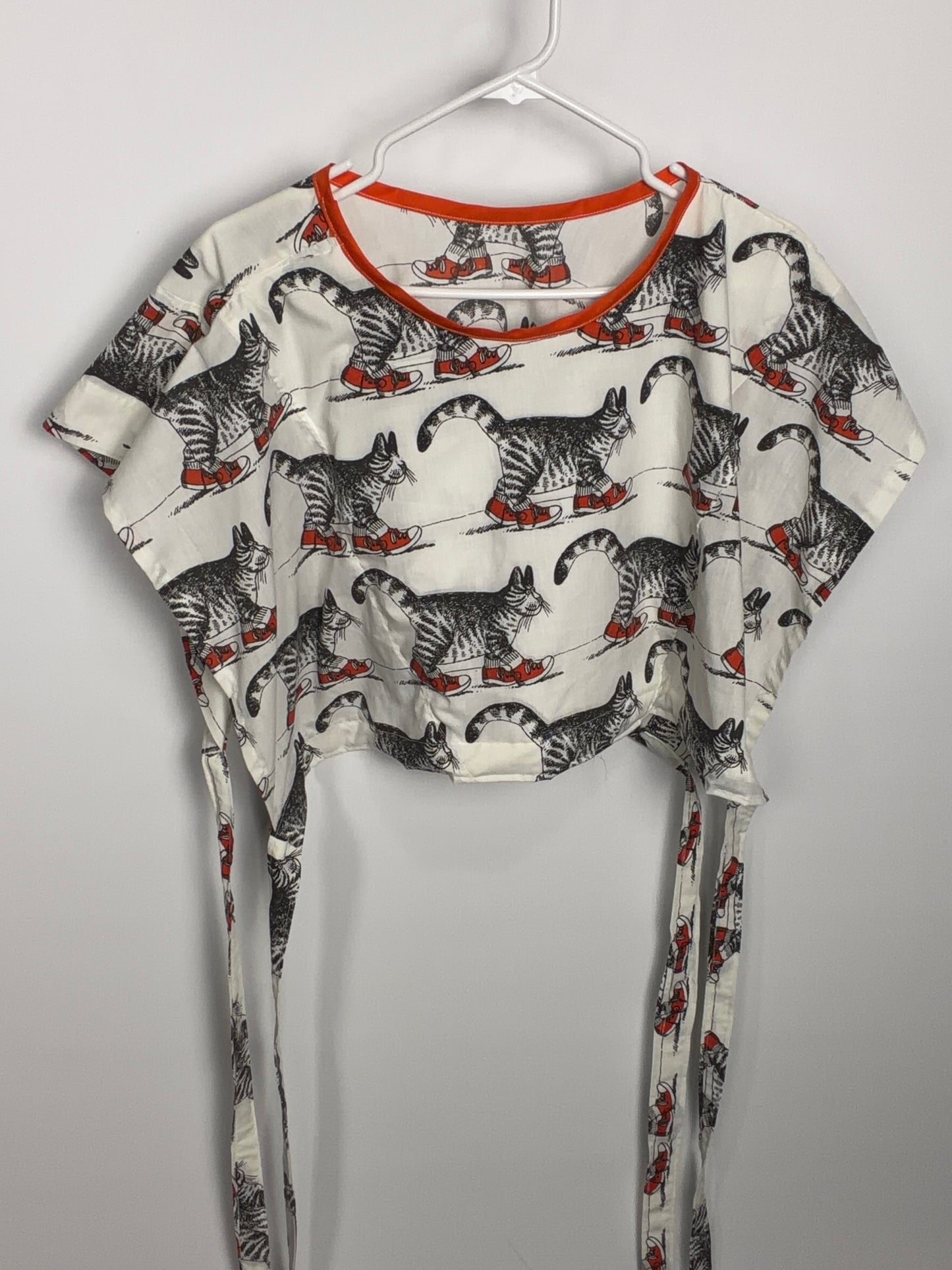 Cat Under Wraps top: XS-XL