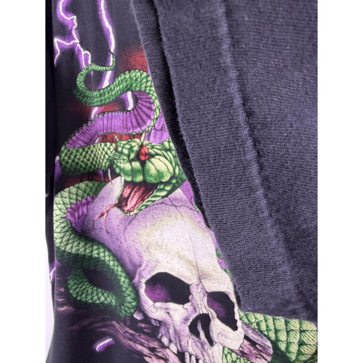 Vintage 90’s American Thunder Forever Free Snake Skull Lightning Shirt XL 25x26