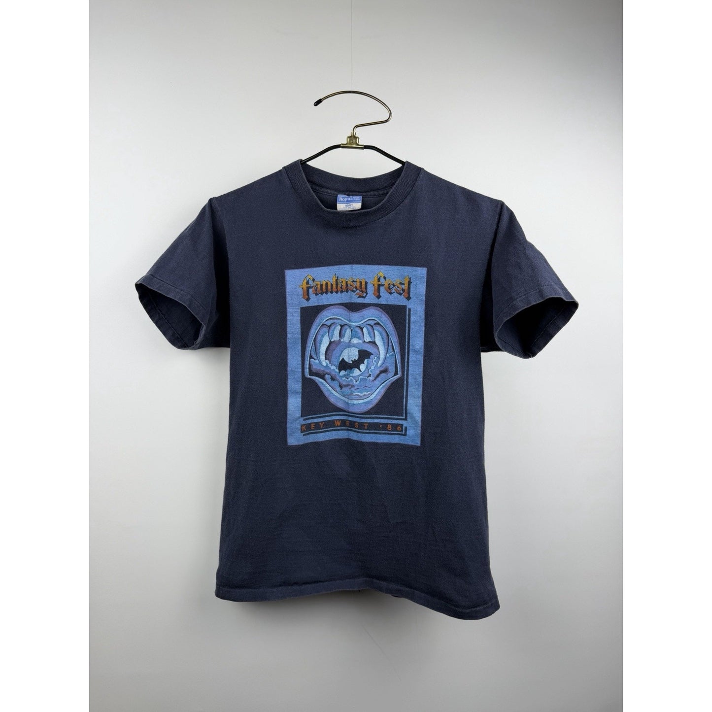 Vintage 1986 Fantasy Fest Key West Rare Shirt Royal First Class Medium 18x25