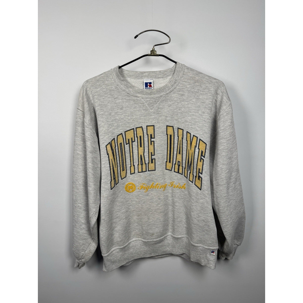 Vintage 90s Notre Dame Russell Athletic gray crewneck sweatshirt, L