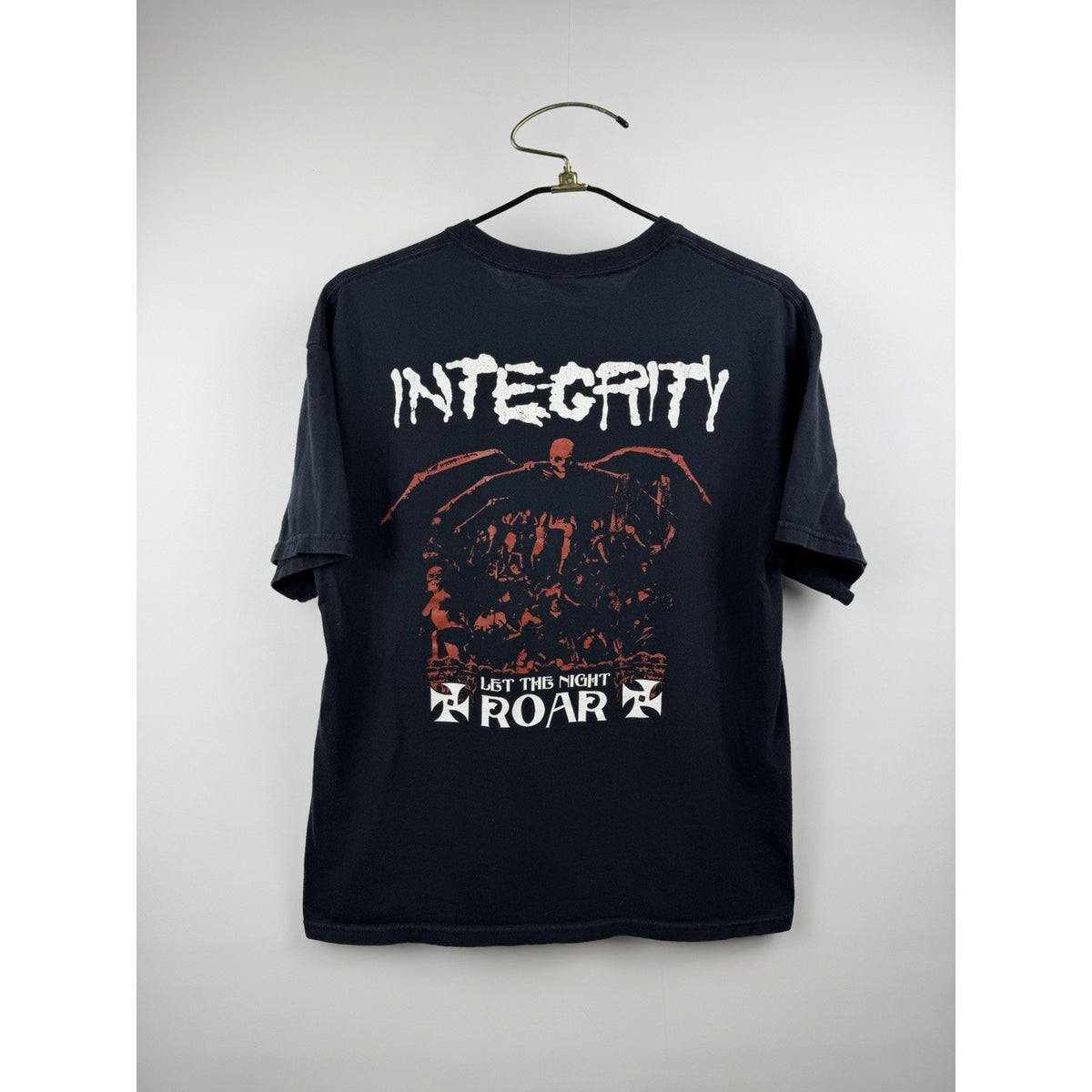 2011 Integrity Let The Night Roar - Love Is the Only Weapon EP Shirt Large 22x28