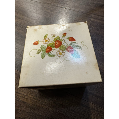1978 Avon strawberry porcelain tea cup candle, new old stock