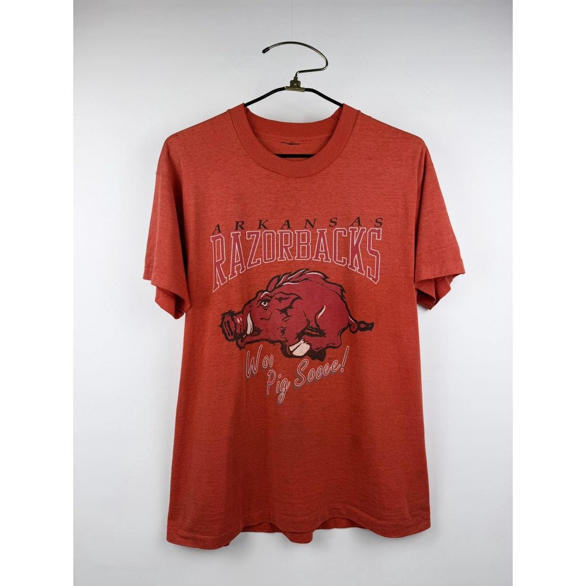 Vintage 90’s Arkansas Razorbacks Woo Pig Sooie Single Stitch Faded Tee XL 22x29