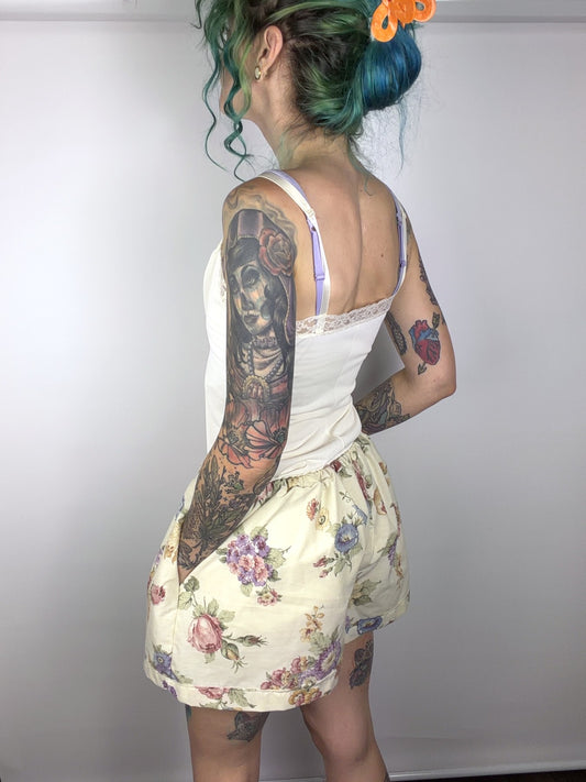 Upcycled floral sheet shorts — view 2