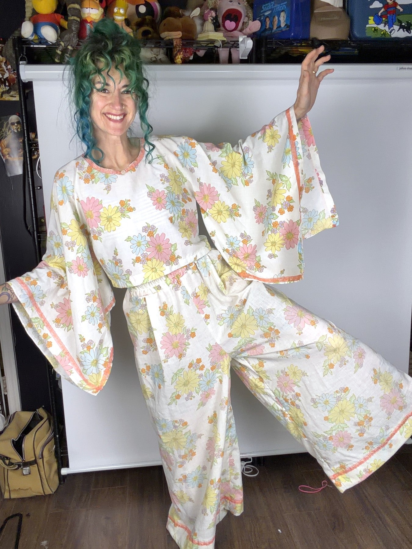 Handmade bell sleeve two-piece set — view 2