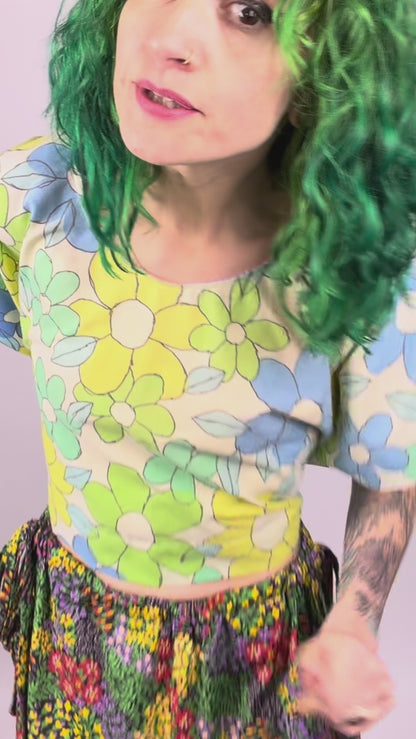 Bold Flower Power Wrap Top (OSFM)